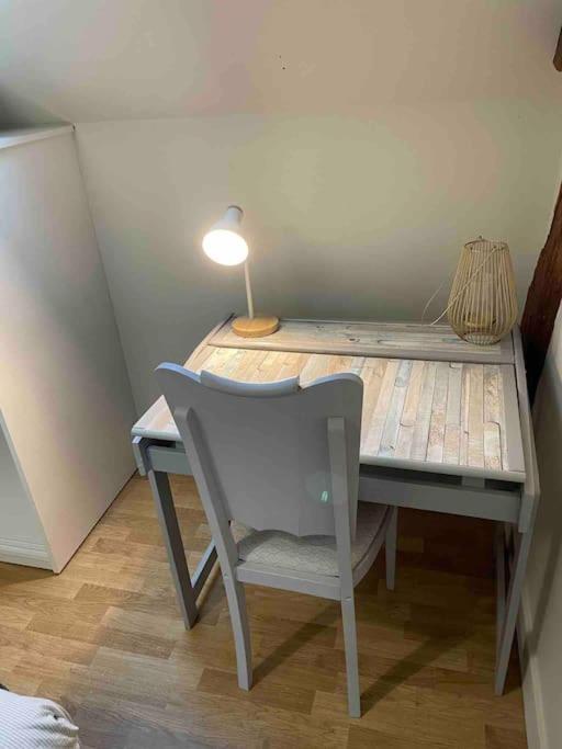 Le Petit Nice Maison Semi-Troglodyte De Charme. Вувре Екстериор снимка